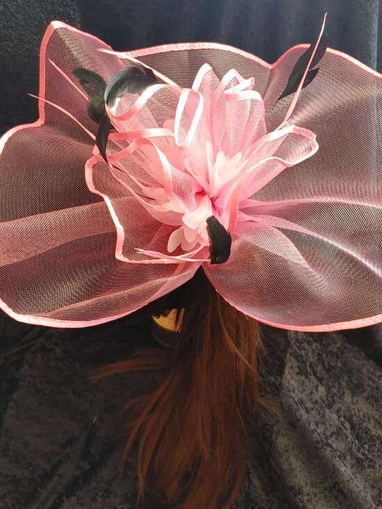 Pink, feather fascinator Hair piece for Derby, Church, Parties (022)